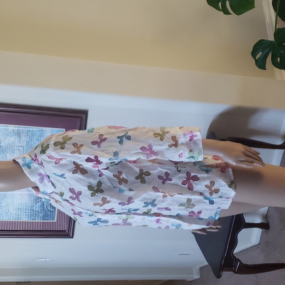 Erin London PM perferated dots rainbow butterflies 3/4 sleeve unique buttons - Picture 3 of 10